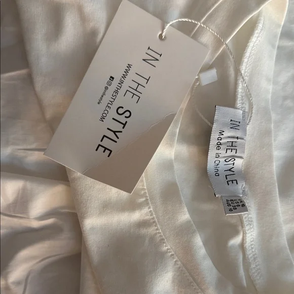NWT In The Style x Jac Jossa White Poplin Frill T-Shirt - Picture 4 of 8